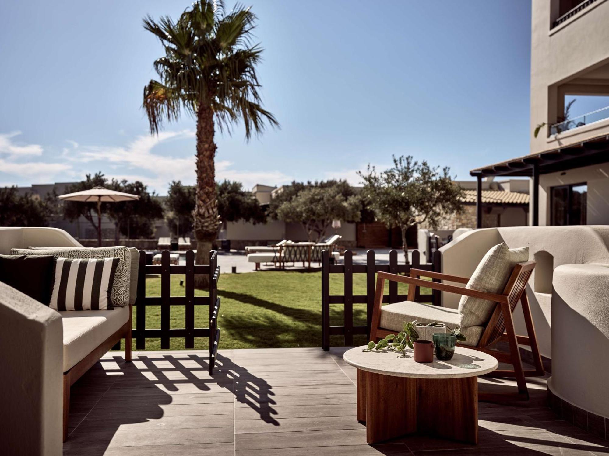 Numo Ierapetra Beach Resort Crete, Adults Only, Curio Collection Hilton מראה חיצוני תמונה