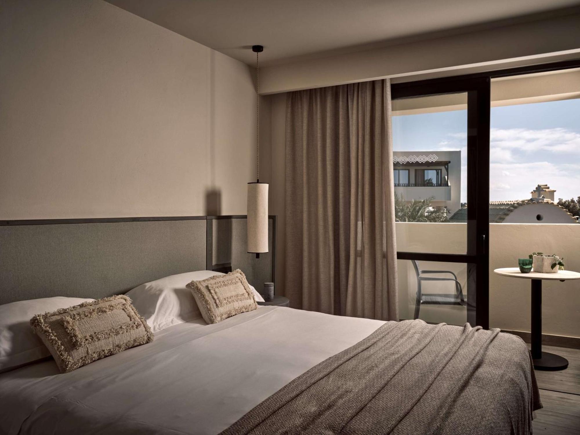Numo Ierapetra Beach Resort Crete, Adults Only, Curio Collection Hilton מראה חיצוני תמונה