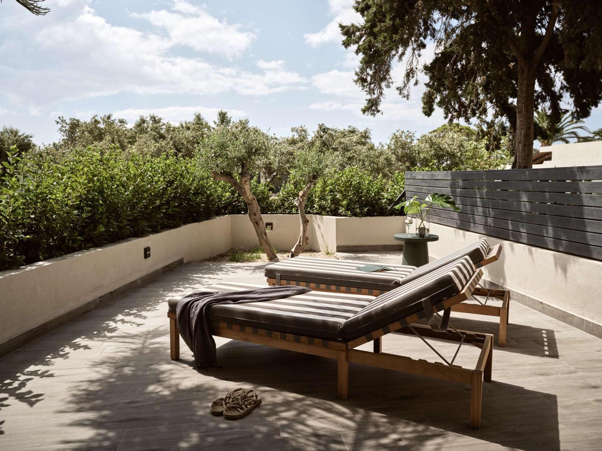 Numo Ierapetra Beach Resort Crete, Adults Only, Curio Collection Hilton מראה חיצוני תמונה