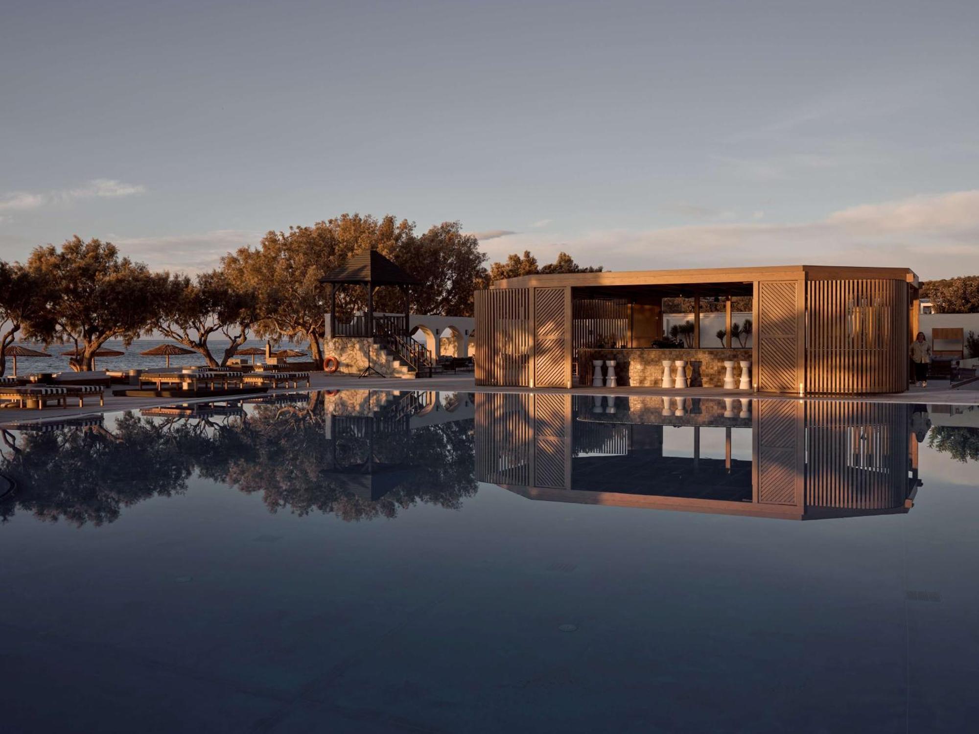 Numo Ierapetra Beach Resort Crete, Adults Only, Curio Collection Hilton מראה חיצוני תמונה