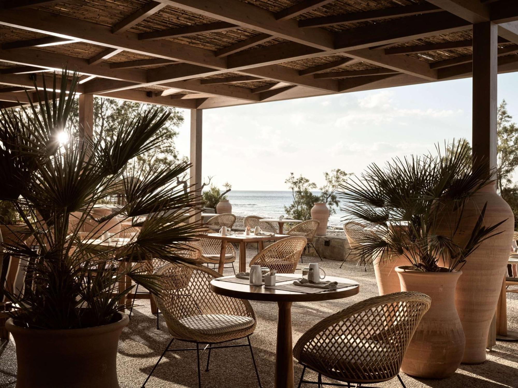 Numo Ierapetra Beach Resort Crete, Adults Only, Curio Collection Hilton מראה חיצוני תמונה
